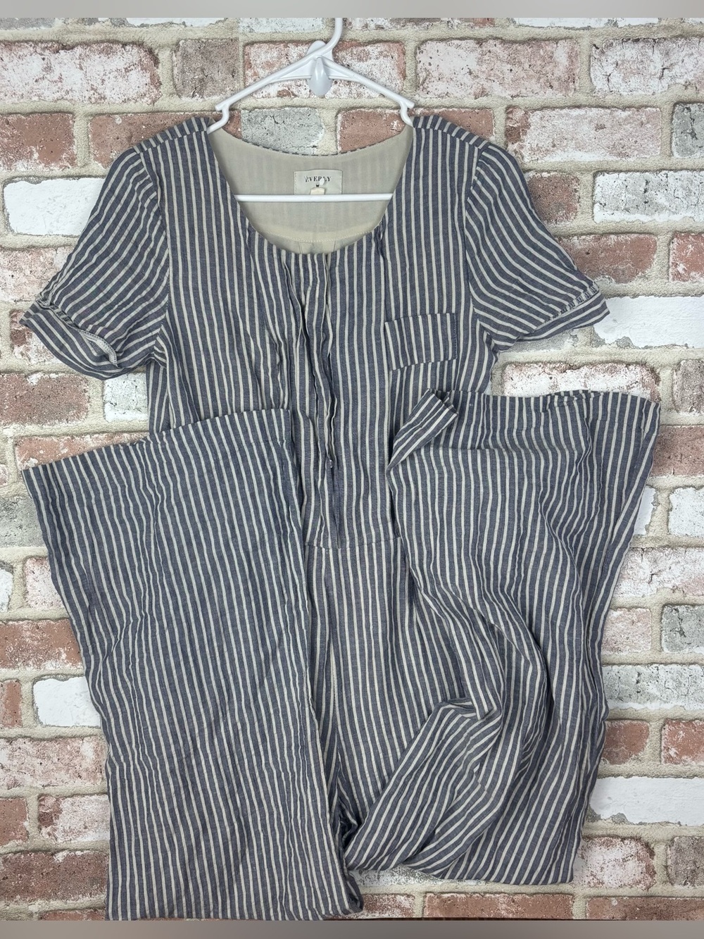 Everly Pinstripe short sleeve Jumpsuit | Women’s Small Button front